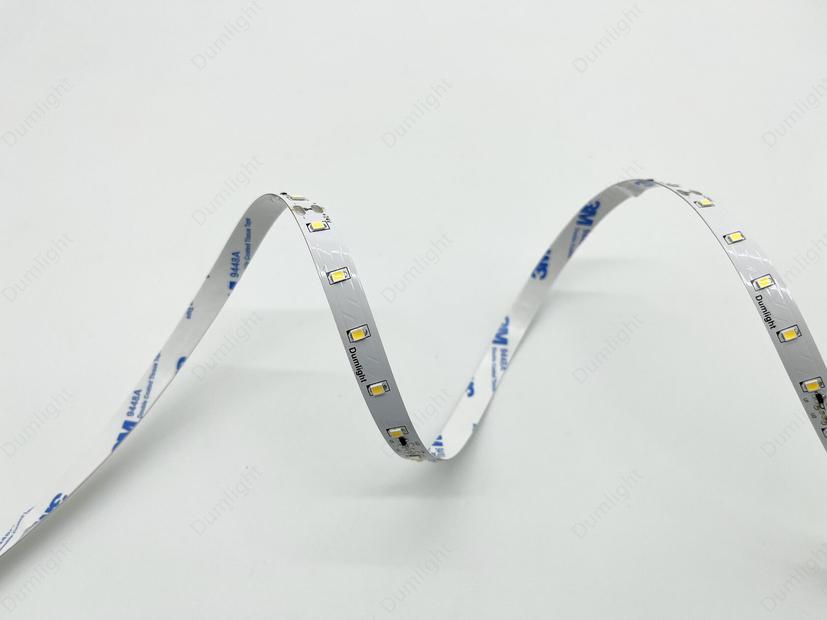 Светодиодная лента DLT-S2835-60-24v-2.3w-10mm-4000K-260lumm