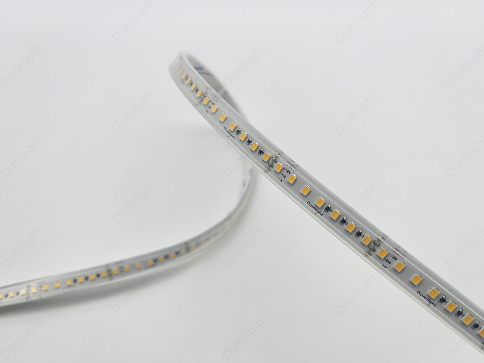 Светодиодная лента DLT2835-140-24v-UNI-3.3-19.8w-10mm-3000K-IP67 plus 475-2700lumm УНИВЕРСАЛЬНАЯ уличное исполнение